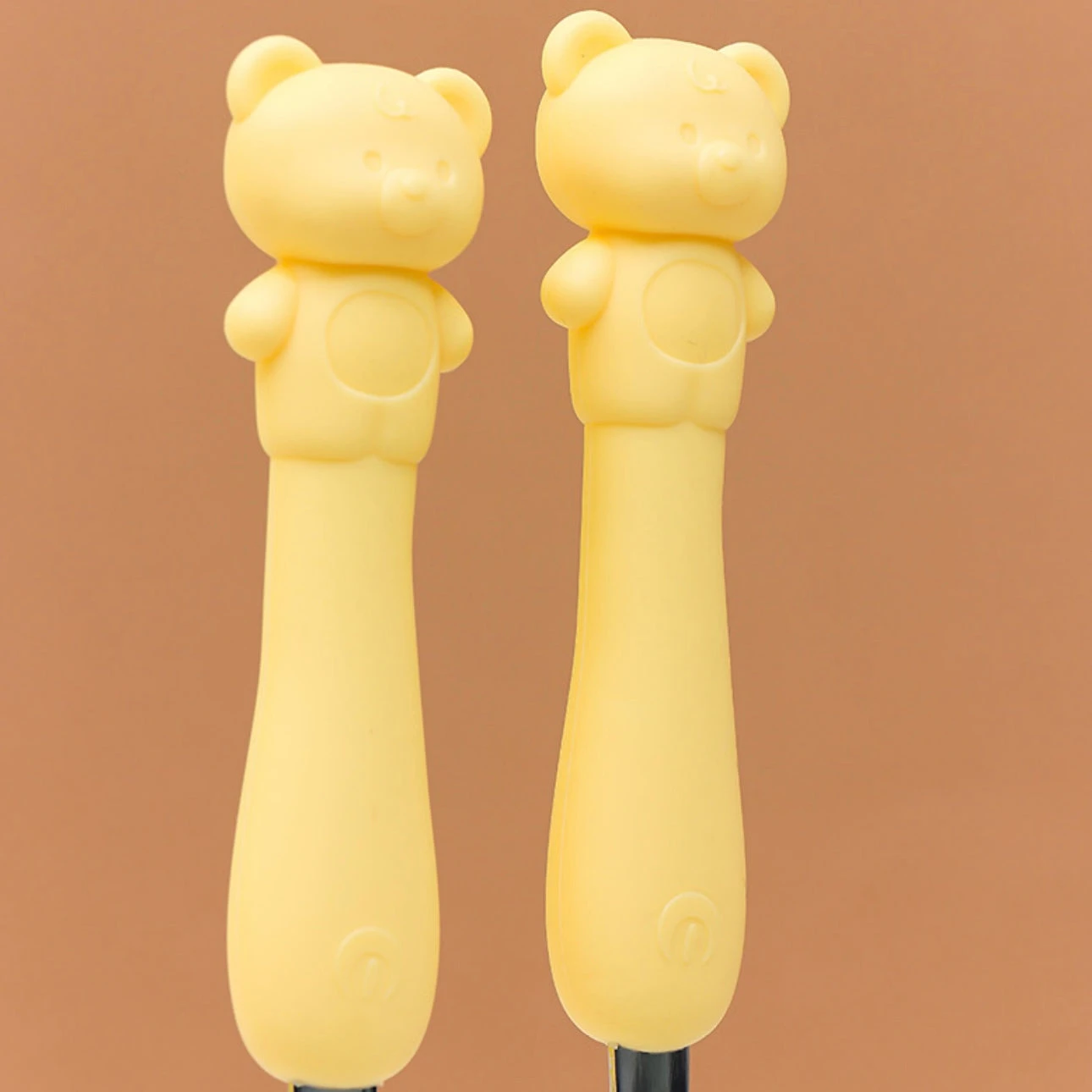 Soft Silicone Handle Stainless Steel Spoon & Fork Set (3+ Years Old) 7 Soft Silicone Handle Stainless Steel Spoon & Fork Set (3+ Years Old) - Image 5