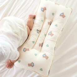 Bebenuvo 3D Mesh Wide Pillow-Cingcing Bear