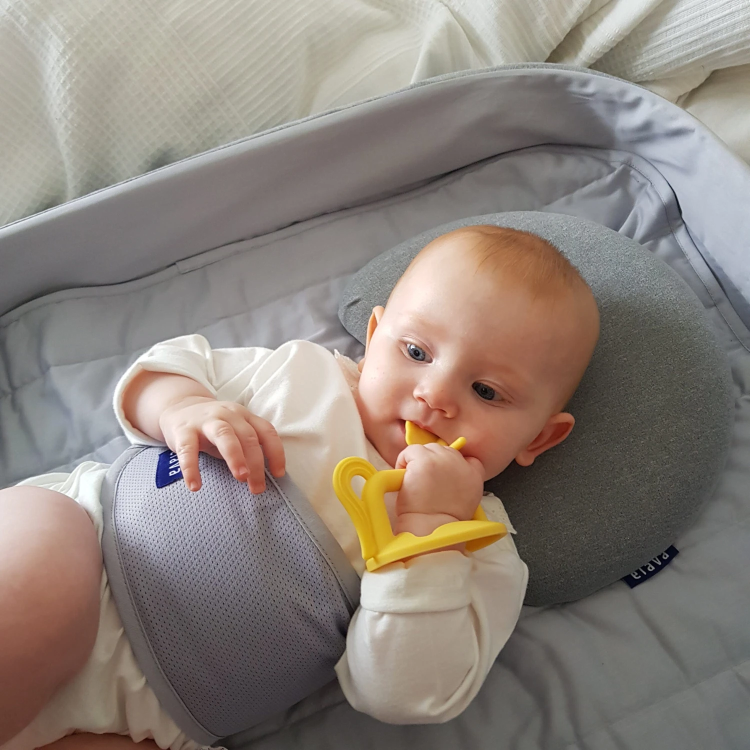 Moyuum Silicone Baby Pony Teether 6 Moyuum Silicone Baby Pony Teether - Image 4