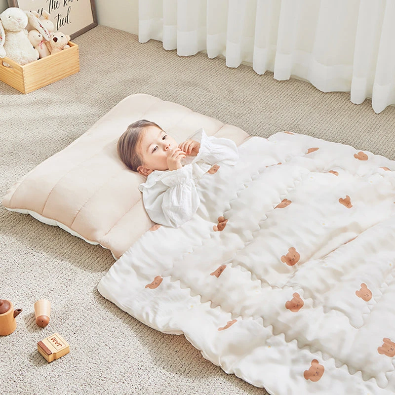 GGUMBI 4 Seasons Reversible Nap Bedding Set 5 GGUMBI 4 Seasons Reversible Nap Bedding Set - Image 3