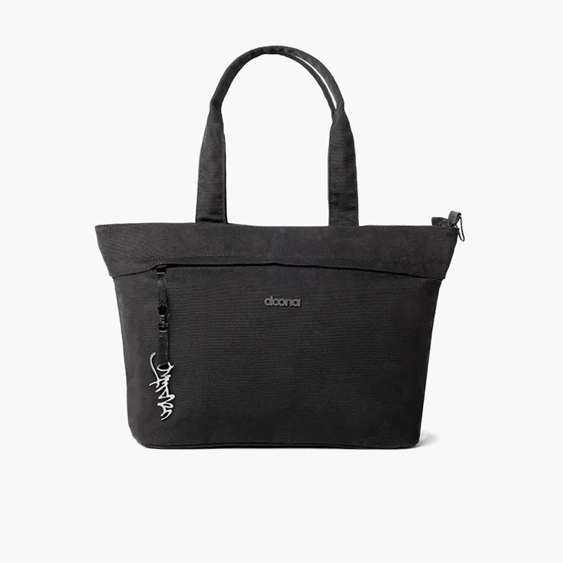 Doona Infant Doona Car Seat & Stroller - Vashtie Limited Edition 8 Doona Infant Doona Car Seat & Stroller - Vashtie Limited Edition - Image 6