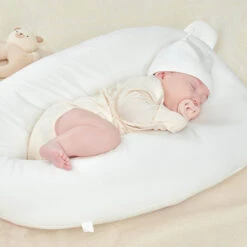 GGUMBI Huggable Baby Anti Roll Sleeping Pillow -Baby Products Store HuggableBabyAntiRollSleepingPillow 06