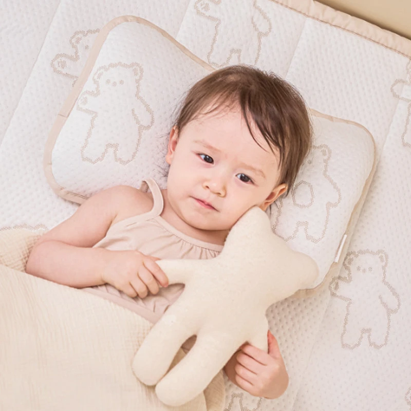 GGUMBI Ice Hug Duraron Cool Head Pillow 2 GGUMBI Ice Hug Duraron Cool Head Pillow