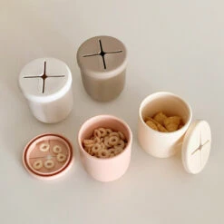 UBMOM Silicone Training Straw Cup With Snack Cup Lid 220ml -Baby Products Store SiliconeTrainingStrawCupWithSnackCupLid 03