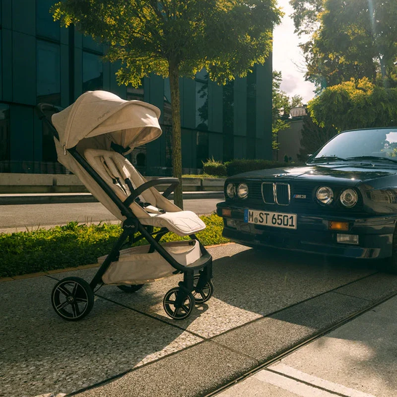 Nuna X BMW TRVL LX Stroller In Mica 17 Nuna X BMW TRVL LX Stroller In Mica - Image 15